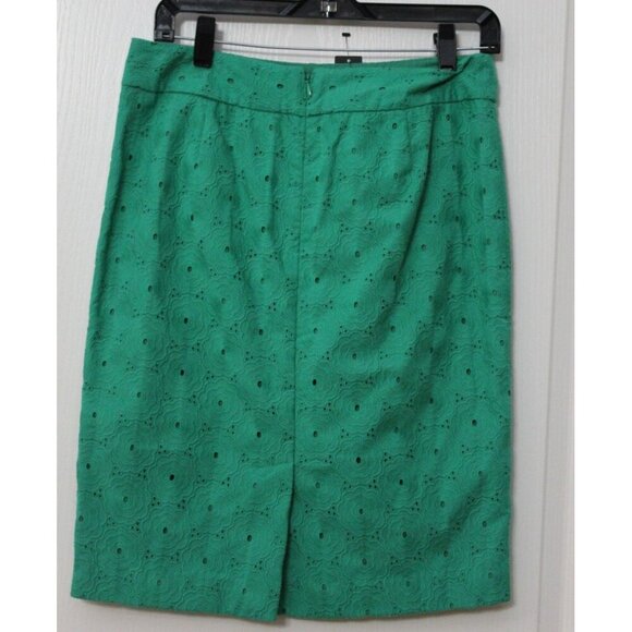 NWT Talbots Straight Skirt Green Above Knee Back Slit Eyelet Lined Size 2 - Picture 2 of 5